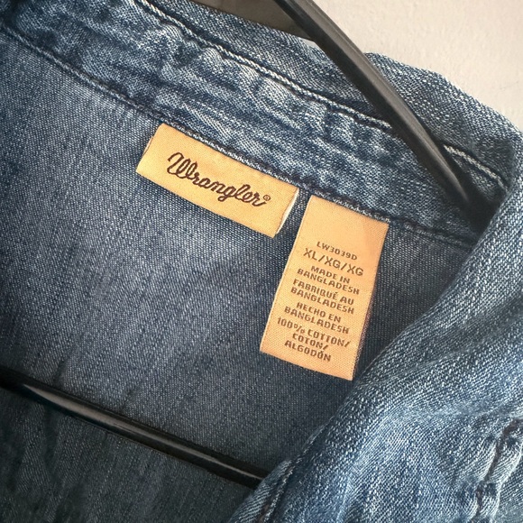 Wrangler Blue Denim Shirt - Picture 2 of 3